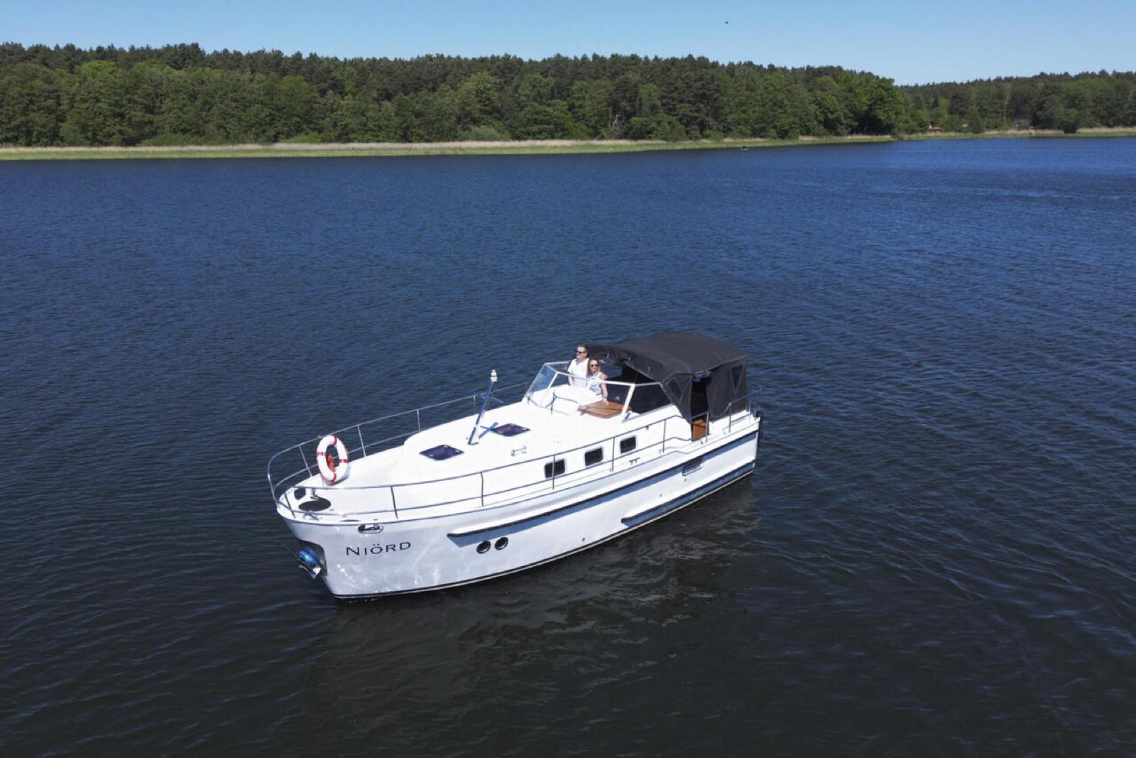 Motoryacht B&B Niörd