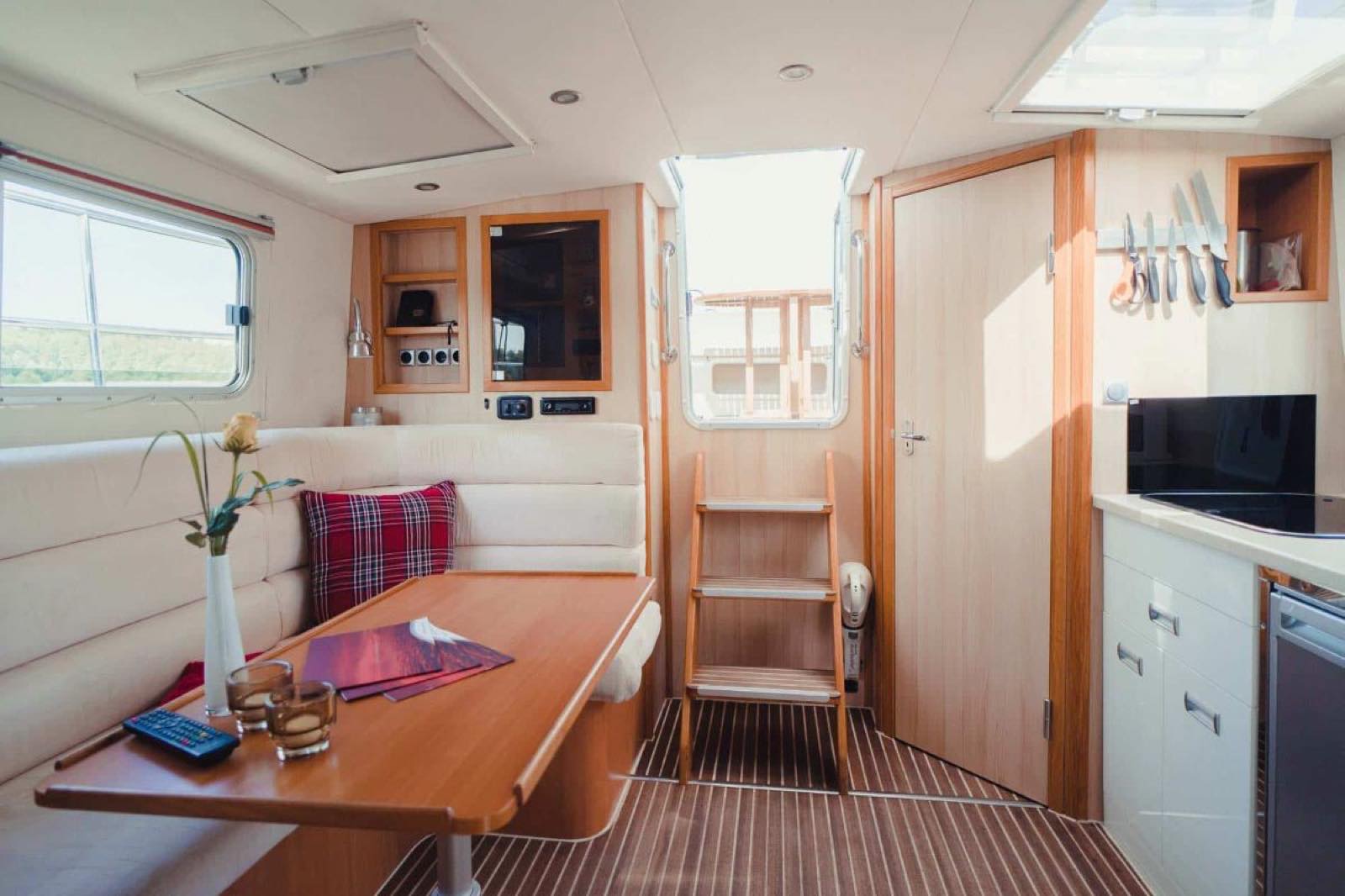 Hausboot Sunrise