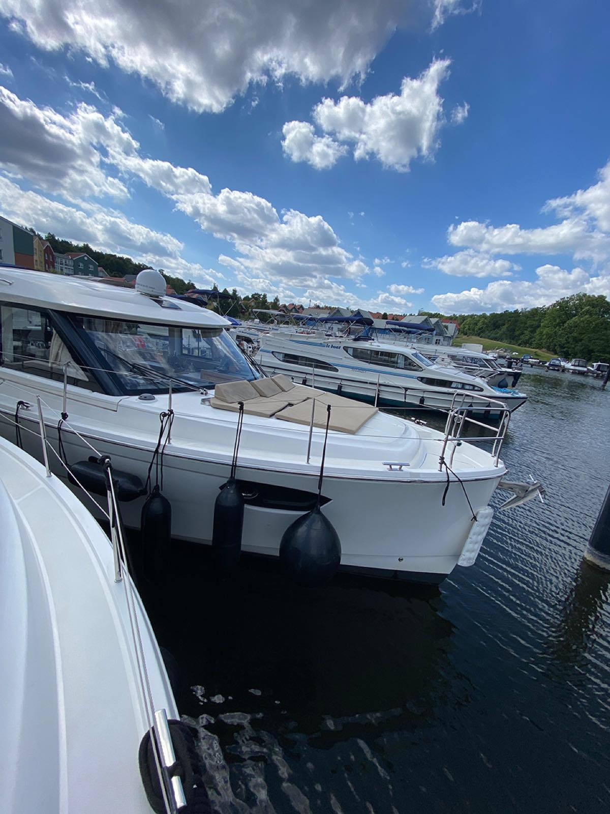Motoryacht tolles Mäxchen